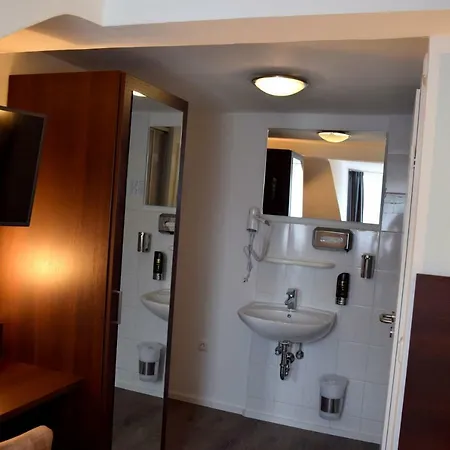 Trip Budget Messe Szálloda 3*