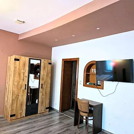 Hotel Trip Budget Messe 3*