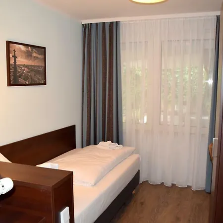 Trip Budget Messe ホテル フランクフルト