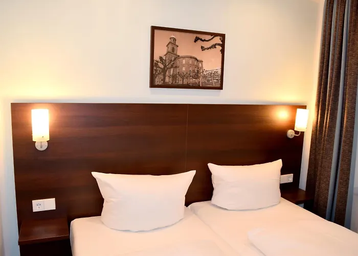 Trip Budget Messe 3*