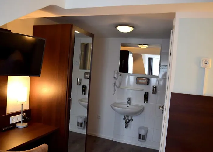 Trip Budget Messe Hotel 3*