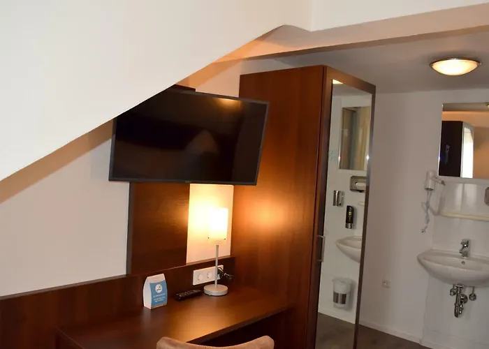 Hotel Trip Budget Messe